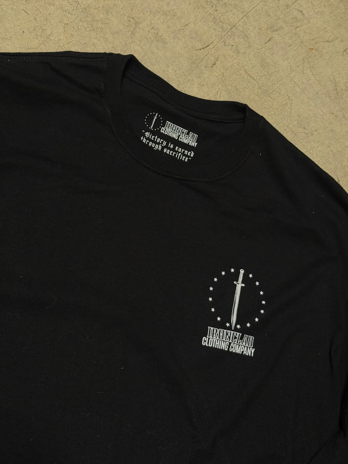 IRONCLAD “IRON-WOLF” Slightly Oversized Tee
